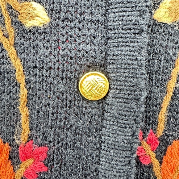 Y2K VINTAGE L CRYSTAL KOBE Embroidered woman gold button cottagecore 90'cardigan - Picture 8 of 12